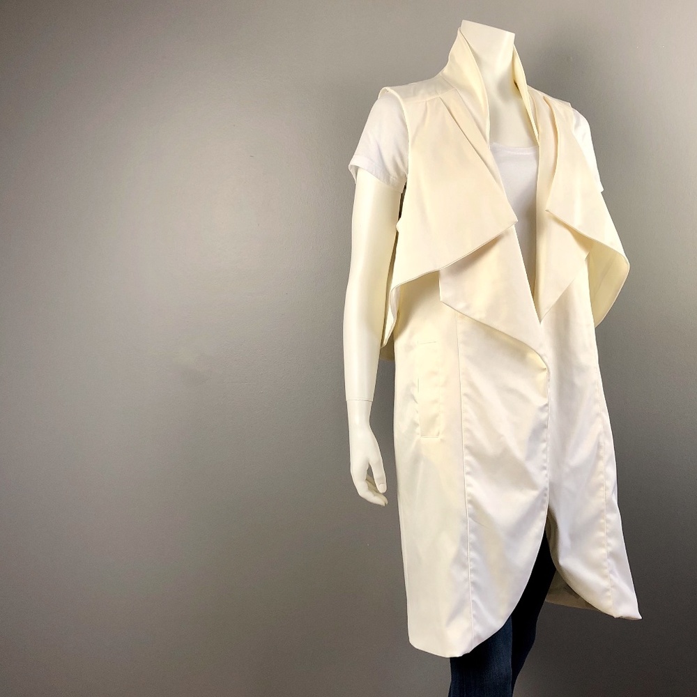 bebe long vest
